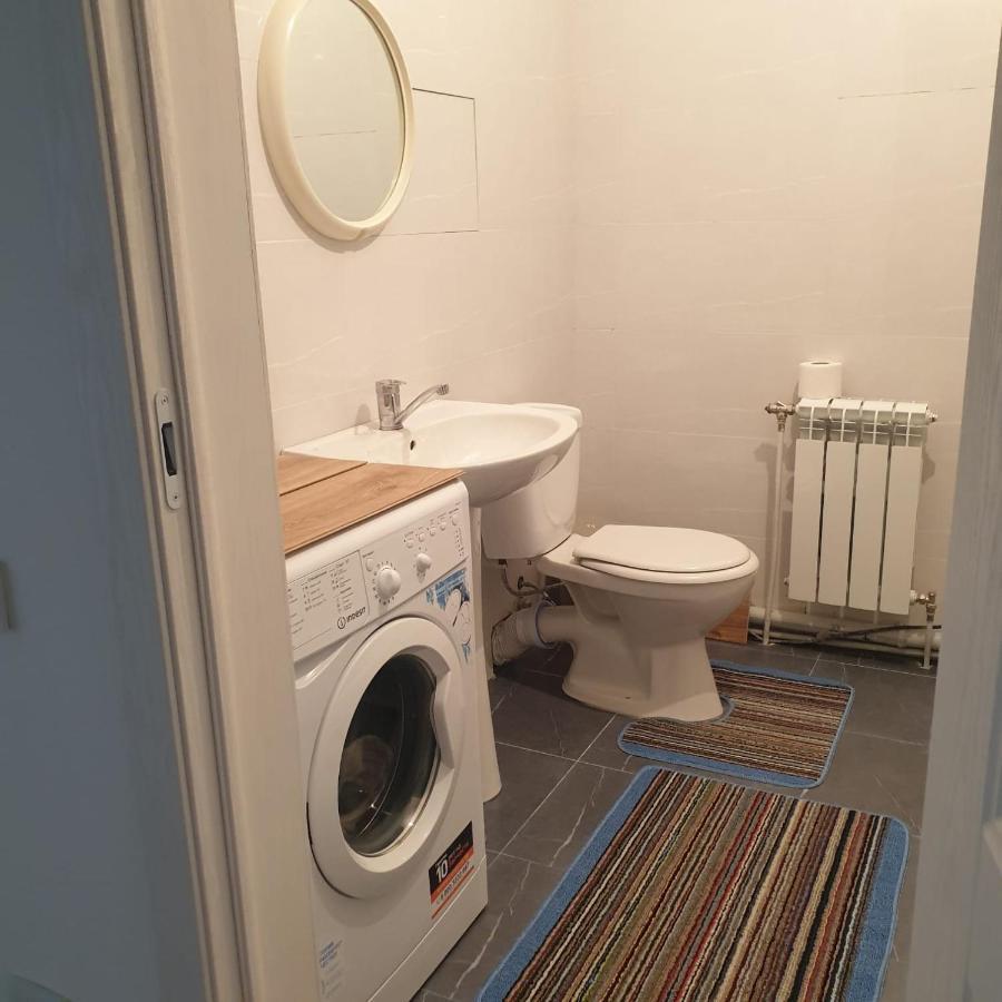Uzak Apartment 2 Almaty Ngoại thất bức ảnh